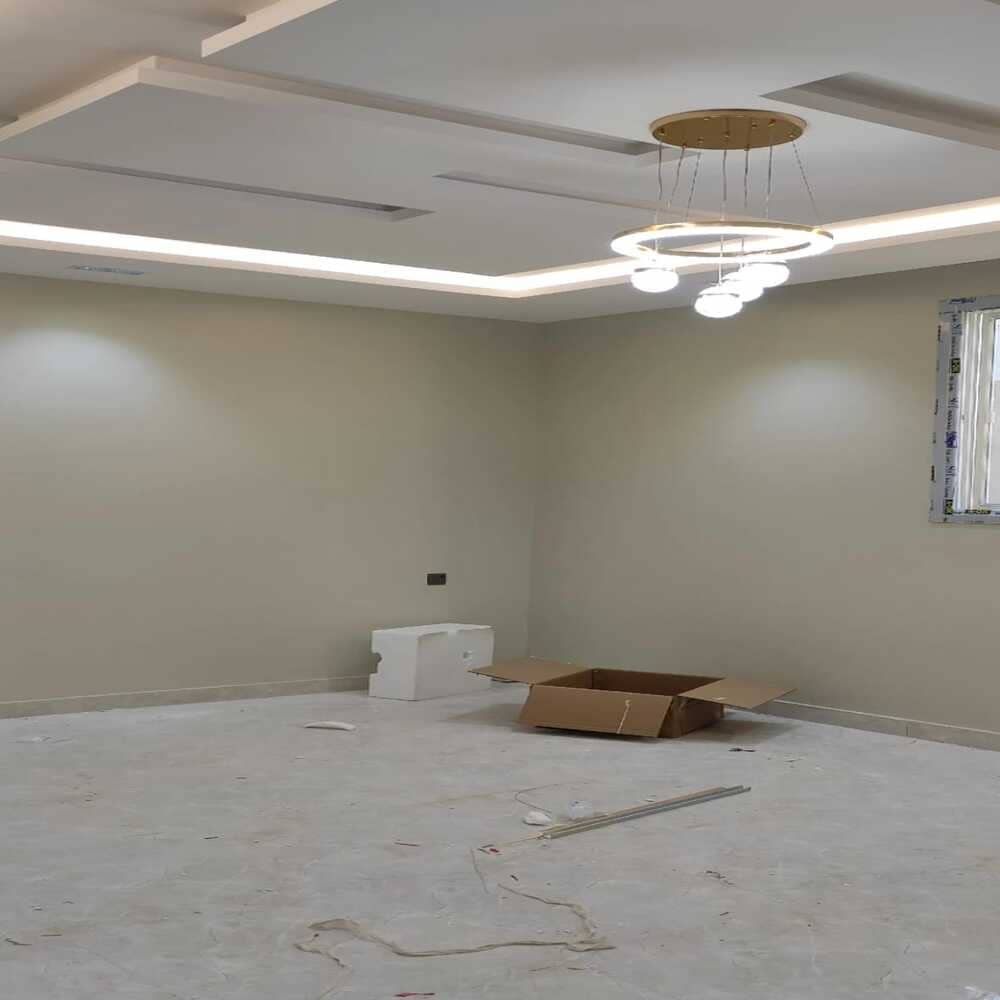 معلم دهانات خميس مشيط